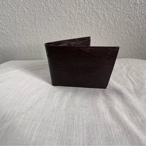 Prince Gardner Brown Embossed Leather Bi-Fold Wallet | ID Window | Vintage - Picture 2 of 14